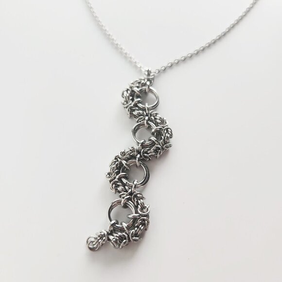 Gothic silver snake necklace ✦ Handmade rosary style chainmaille necklace ✦ - Picture 9 of 10